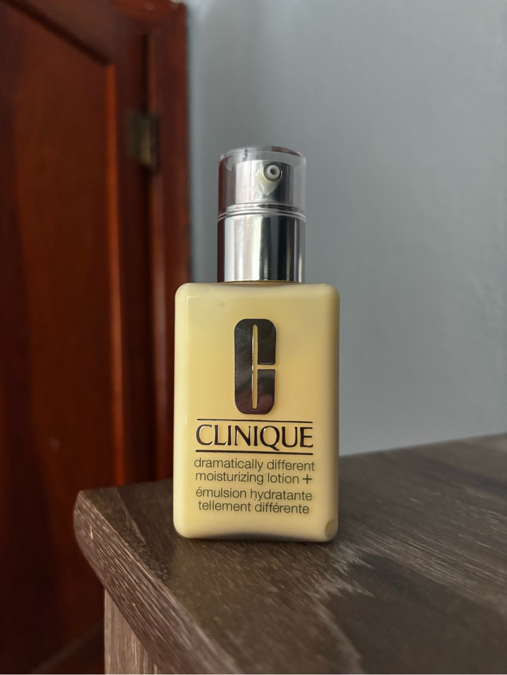 Clinique Dramatically Different Lotion+ 4.2 oz Moisturizer 80% Full